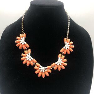 💝Statement Necklace can shape w/ Coral Beads